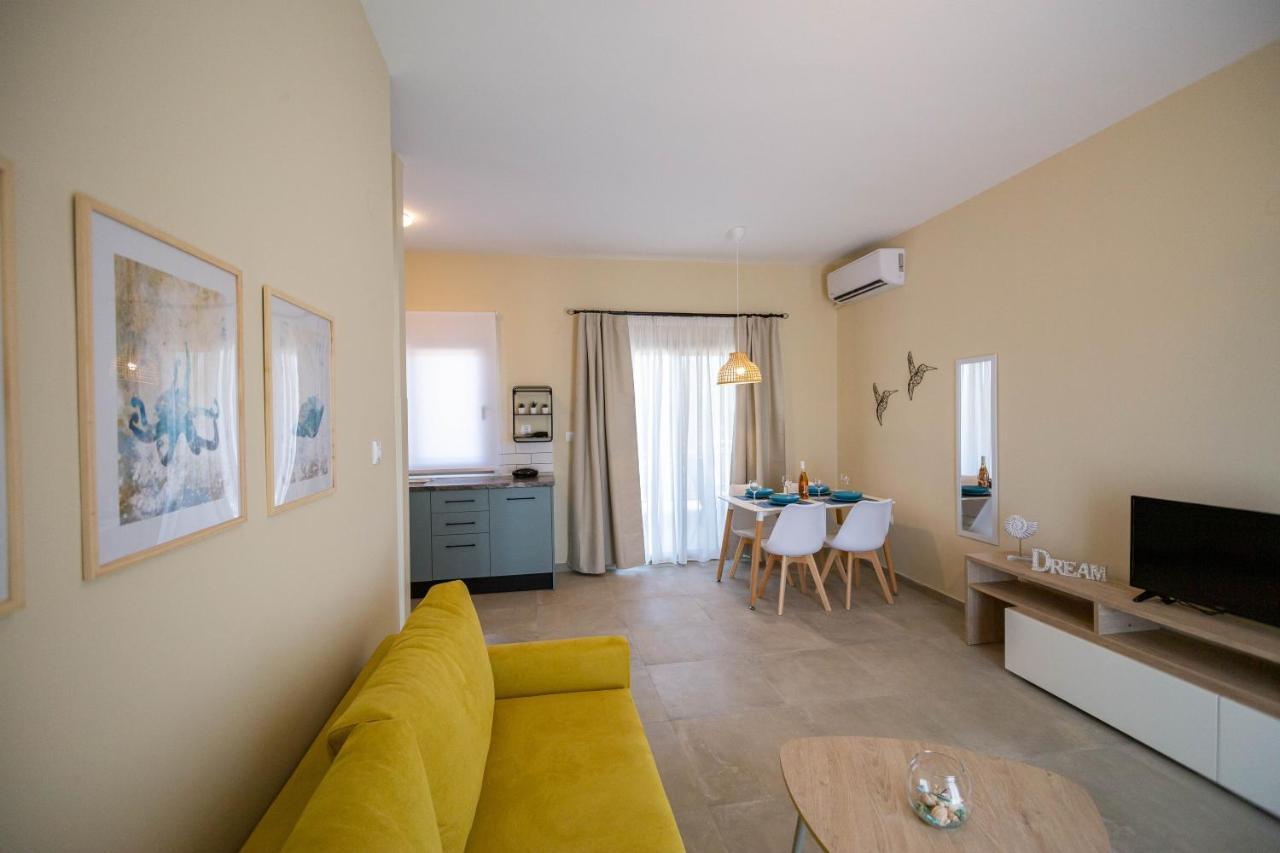 Varkes Suites 2 Неа-Муданія Екстер'єр фото